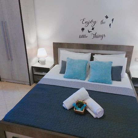 Orange Guest House Dhermi Bagian luar foto