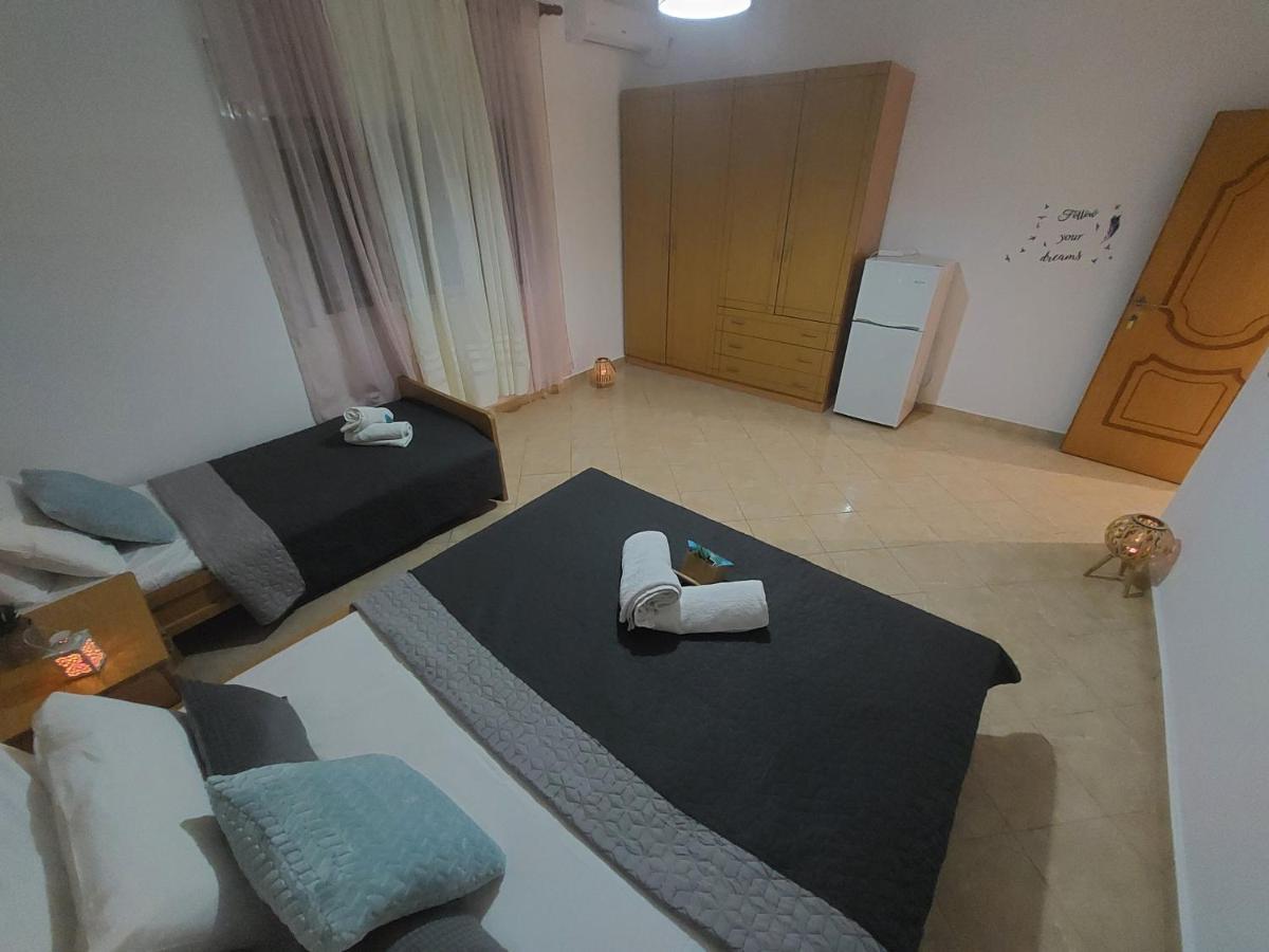 Orange Guest House Dhermi Bagian luar foto
