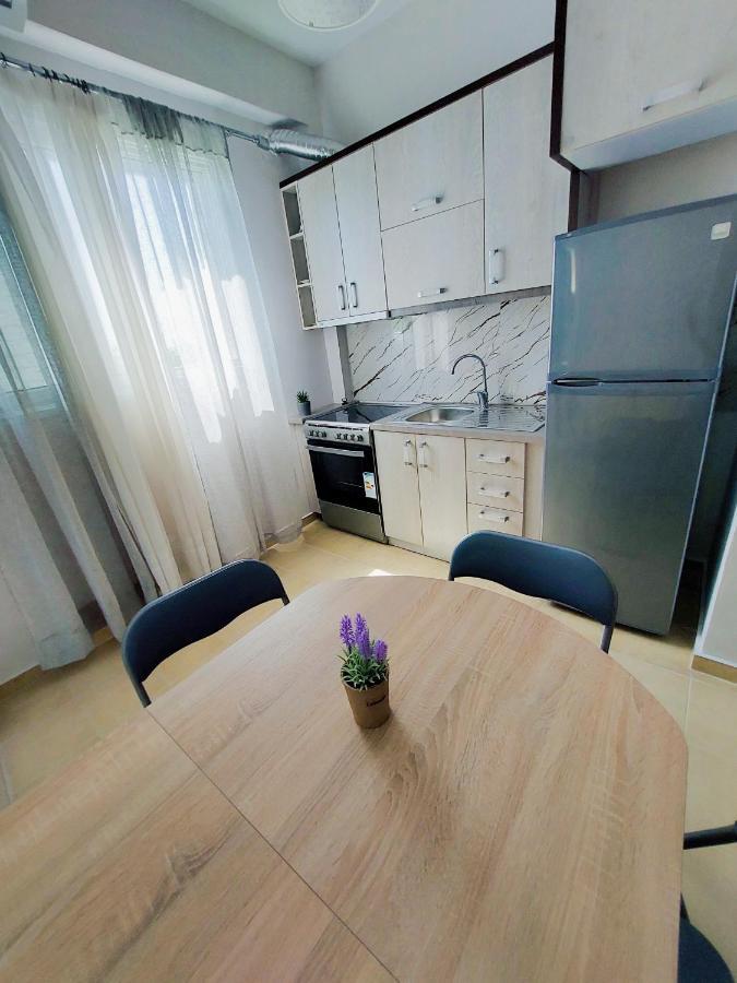 Orange Guest House Dhermi Bagian luar foto