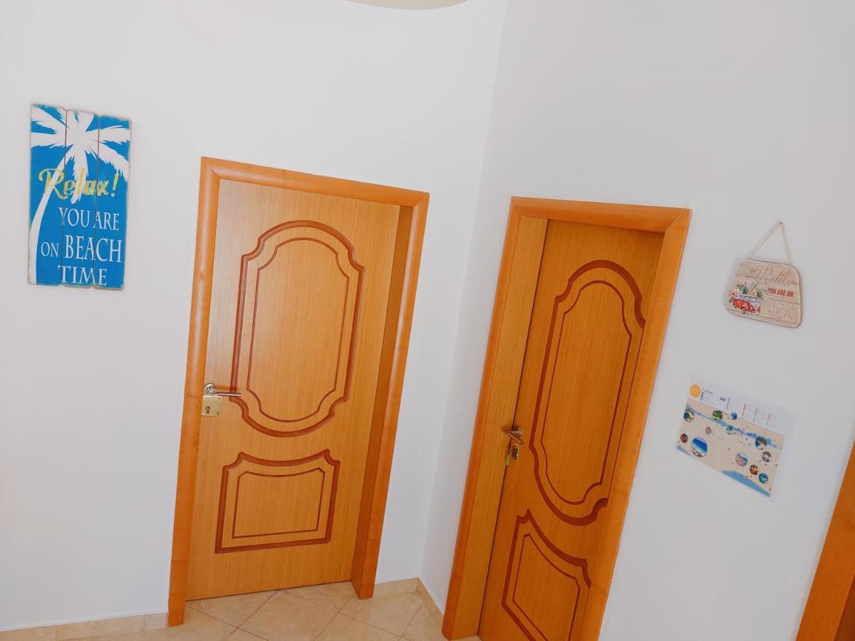Orange Guest House Dhermi Bagian luar foto